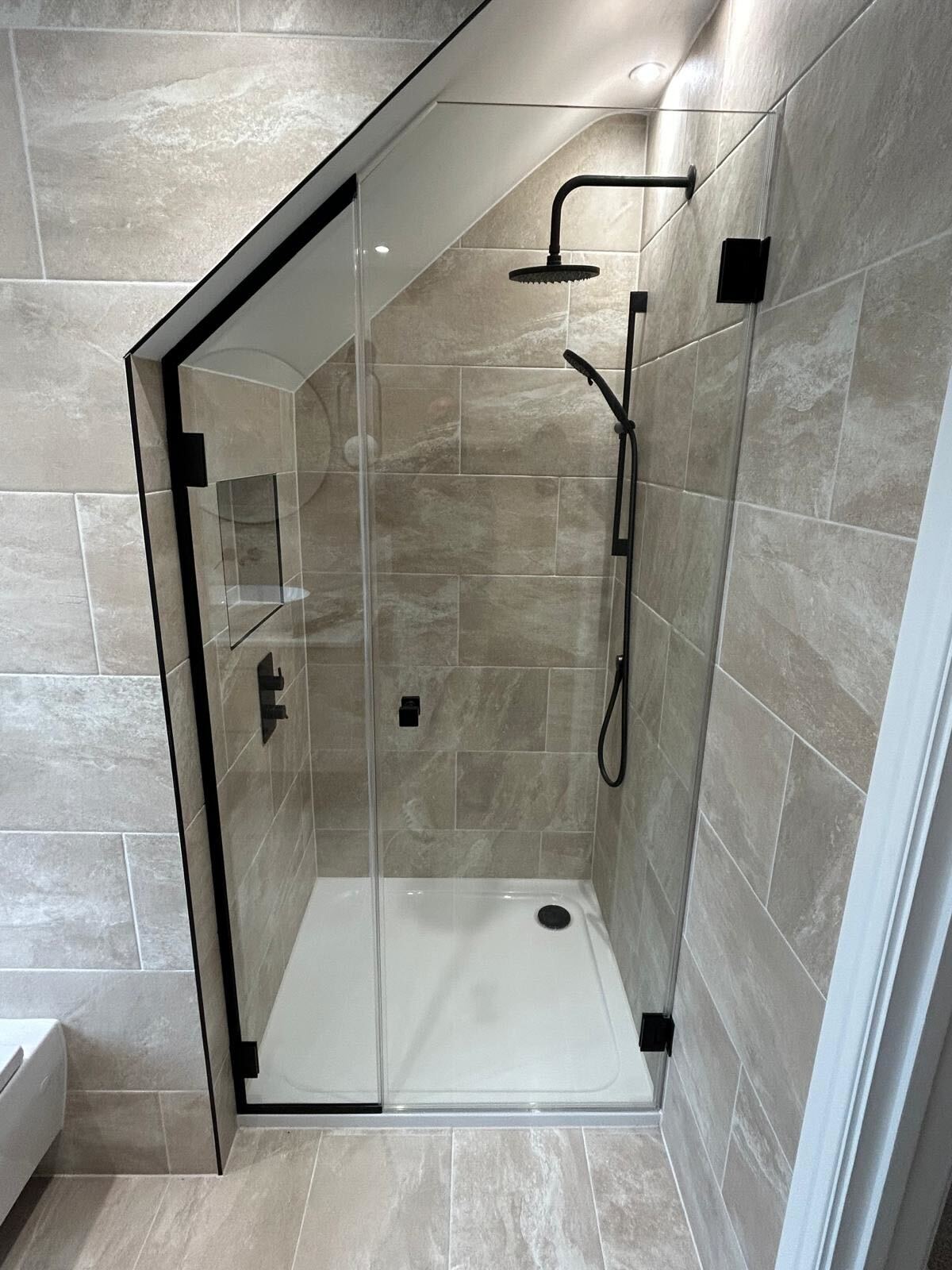 Bespoke glass shower screen fitted in Denham by IM Glass